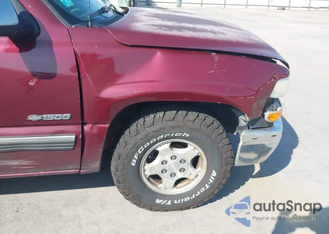 2001 Chevrolet Silverado 1500 Ls из США, поврежденный, VIN 2GCEC19T511349693